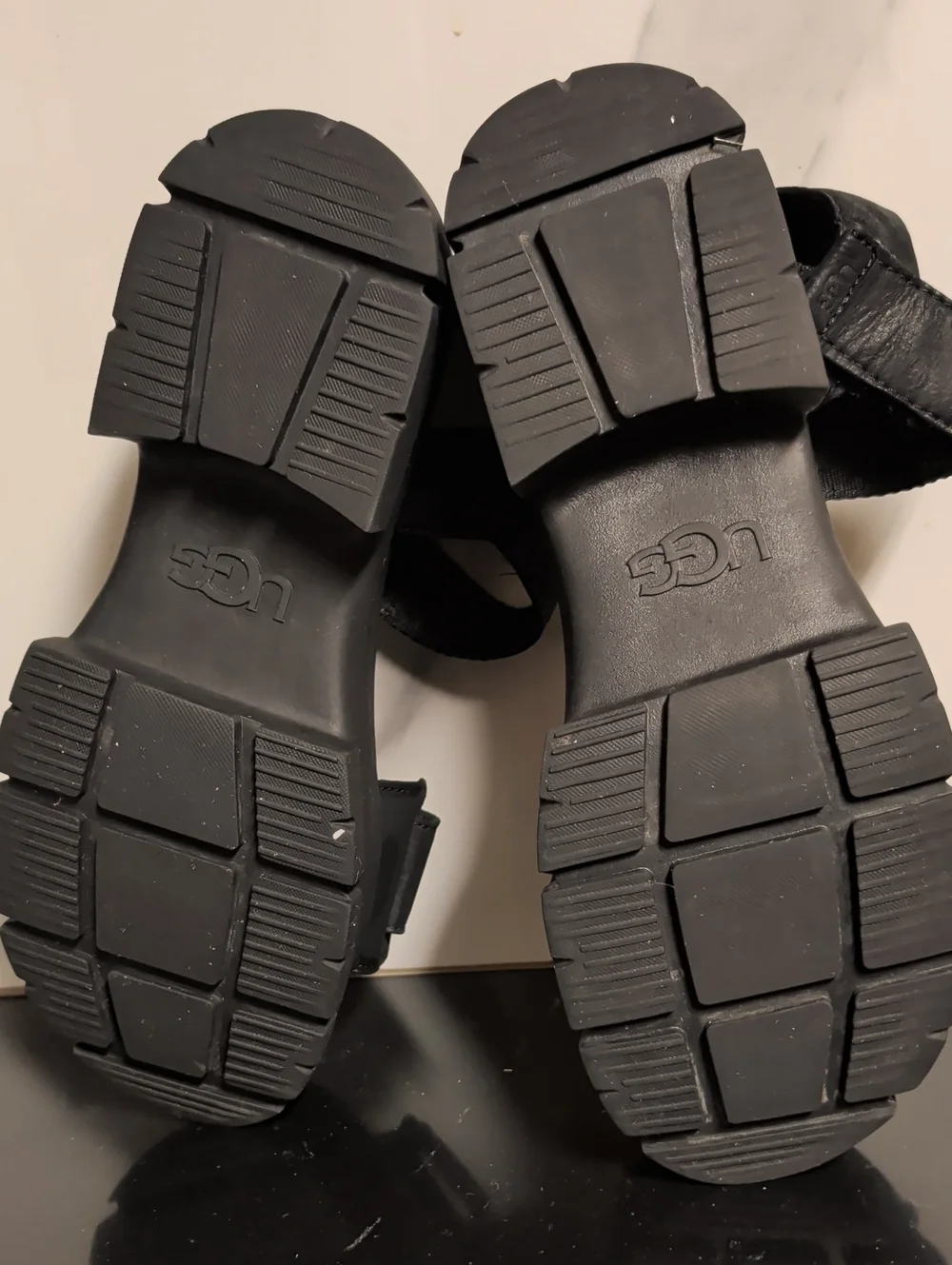 UGG chunky platform